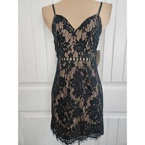 Tobi Emerald Green Lace Mini Dress Adjustable Straps Lined Size XS